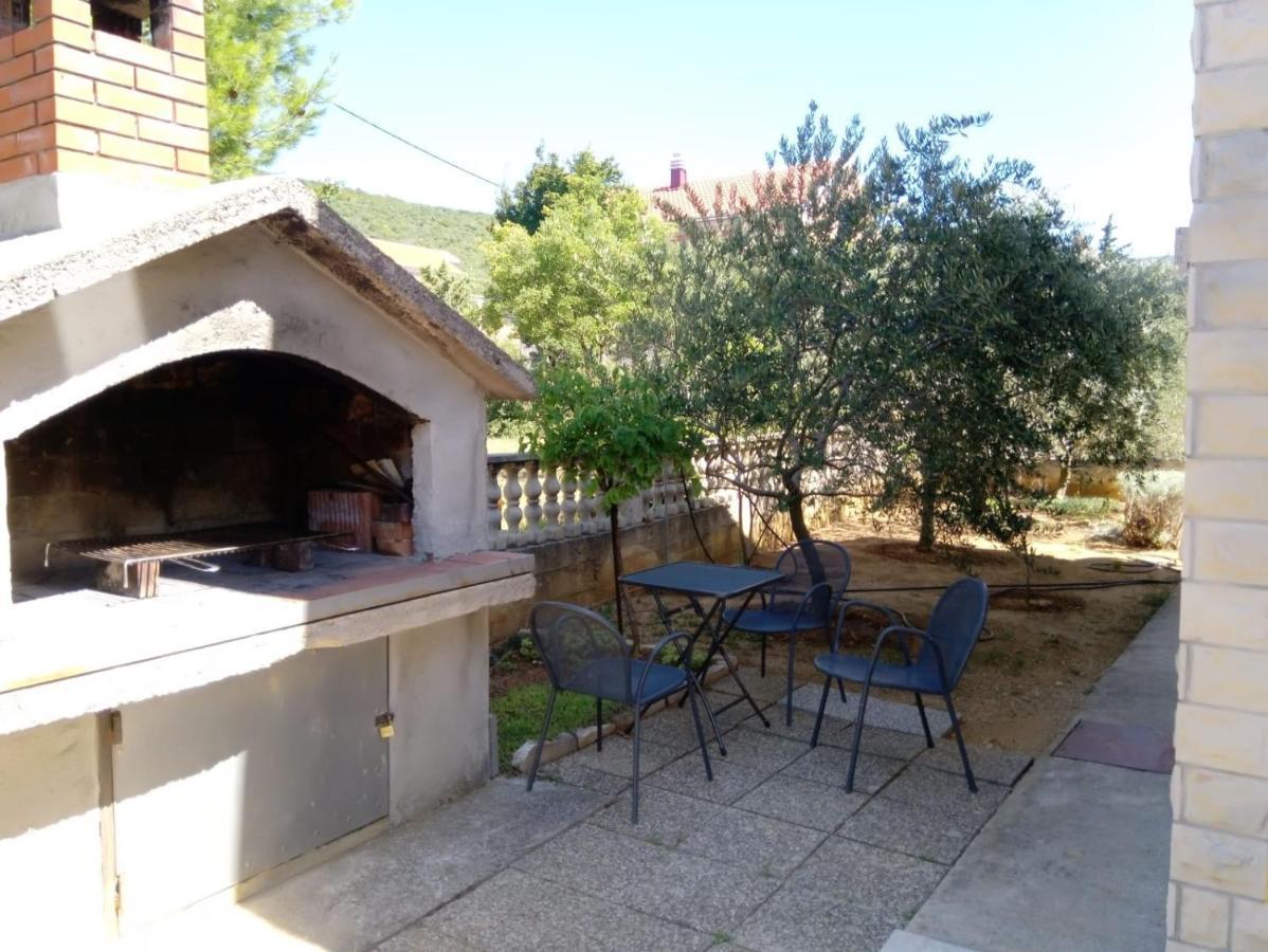 Apartment M&M Gornji Karin Εξωτερικό φωτογραφία
