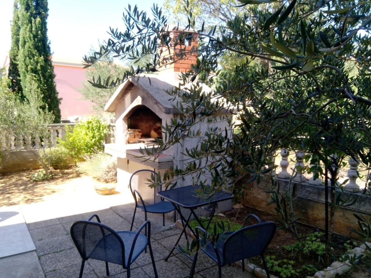Apartment M&M Gornji Karin Εξωτερικό φωτογραφία