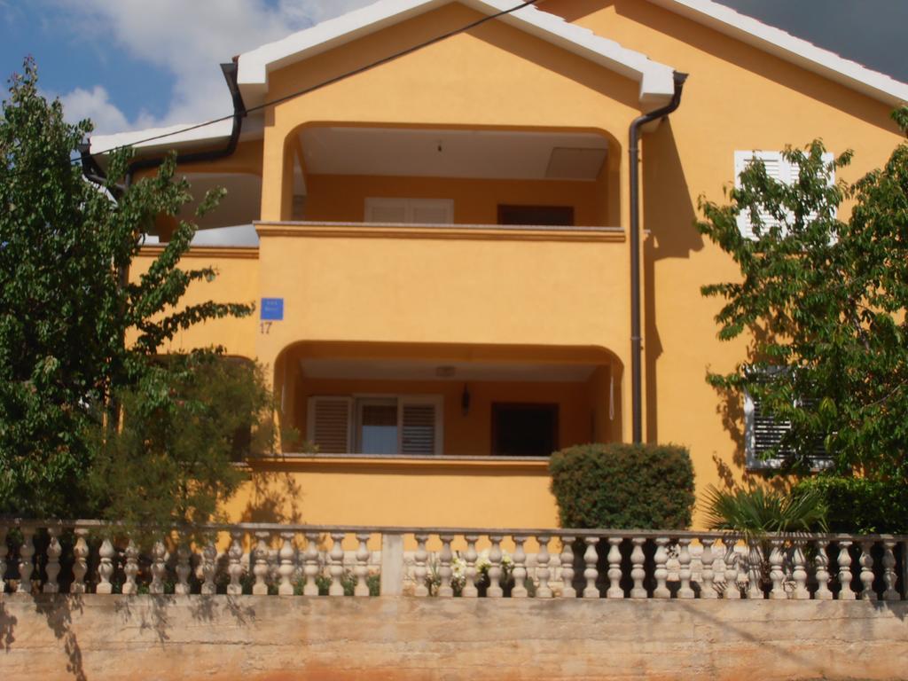 Apartment M&M Gornji Karin Εξωτερικό φωτογραφία